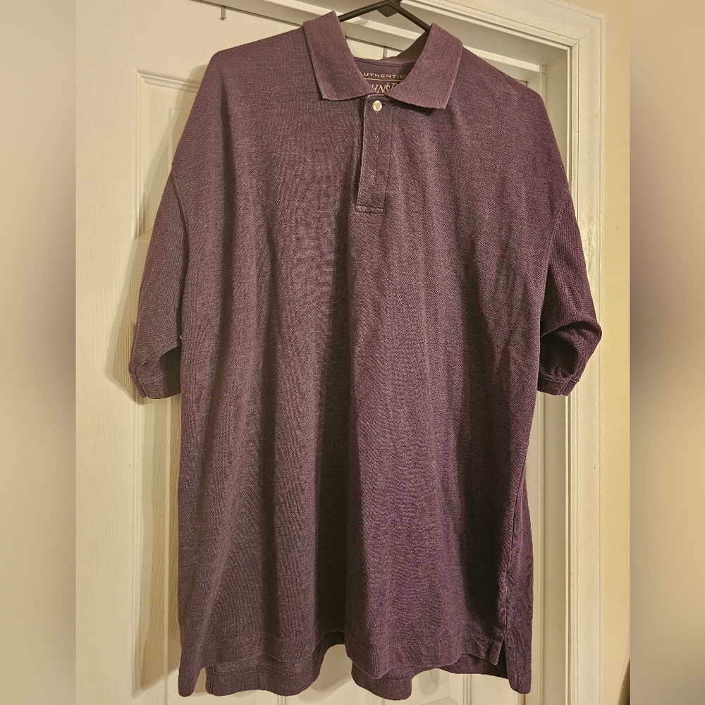 St. John's Bay Polo. Size:XL.